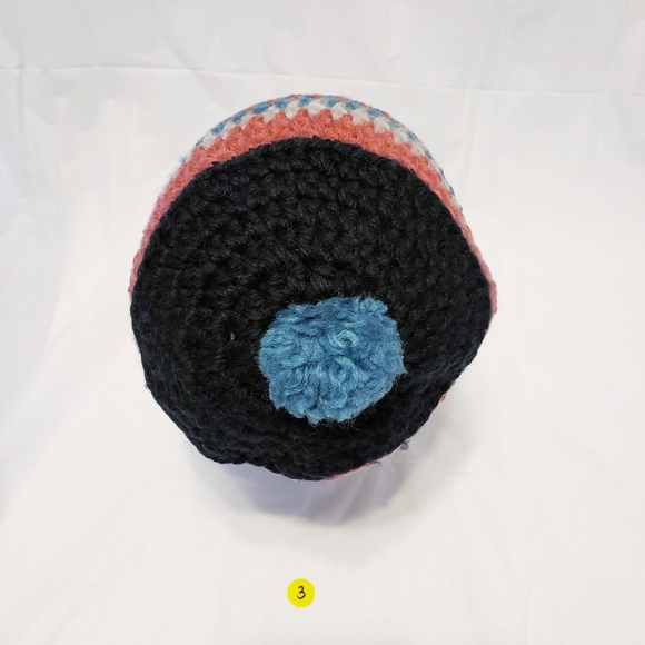 Crocheted hat: #3 - Picture 5 of 5